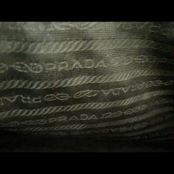 Vintage Prada Boston Bag Patent Leather, Authentic - Picture 6 of 8